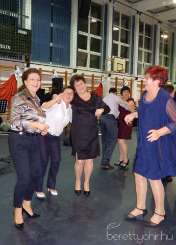 Lisztérzékenyek jótékonysági bálja 71